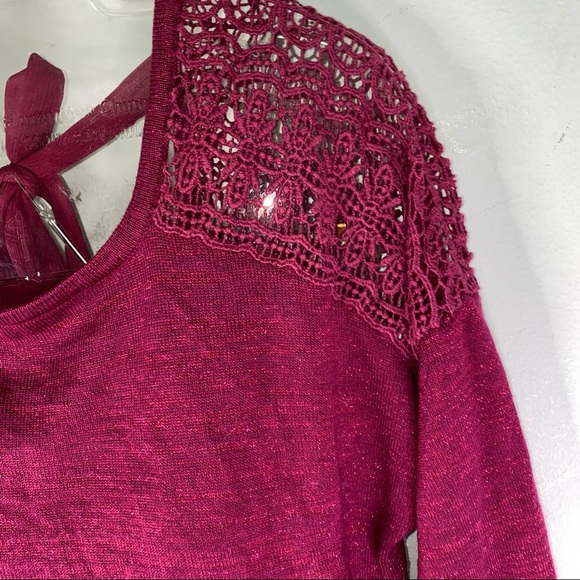 Reitmans Maroon sparkly long sleeve lace shirt S - Picture 3 of 9